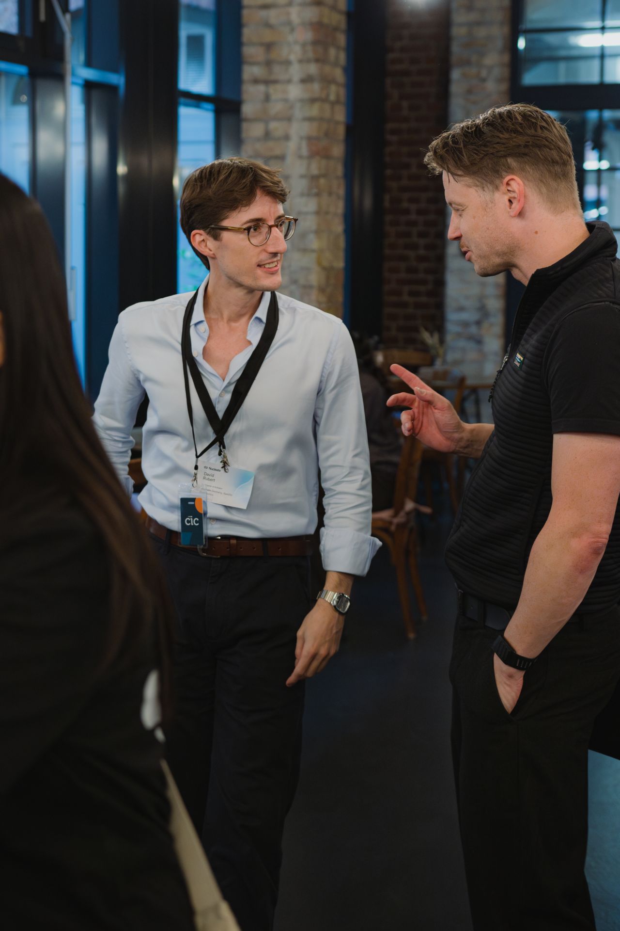 David in an attentive one-to-one conversation at the Nucleate Innovation Forum in Berlin